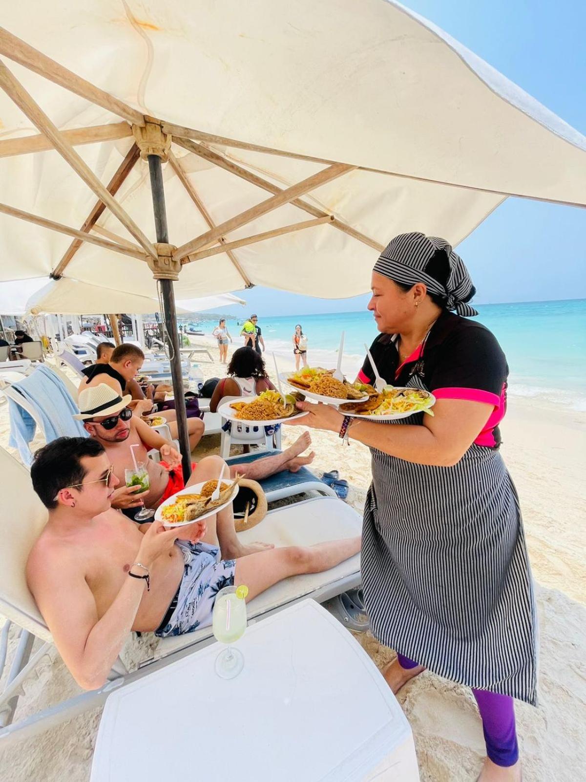 Готель Mandala Beach Club Плайя-Бланка Екстер'єр фото